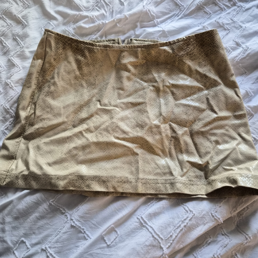 XOXO Tan Pencil Skirt
